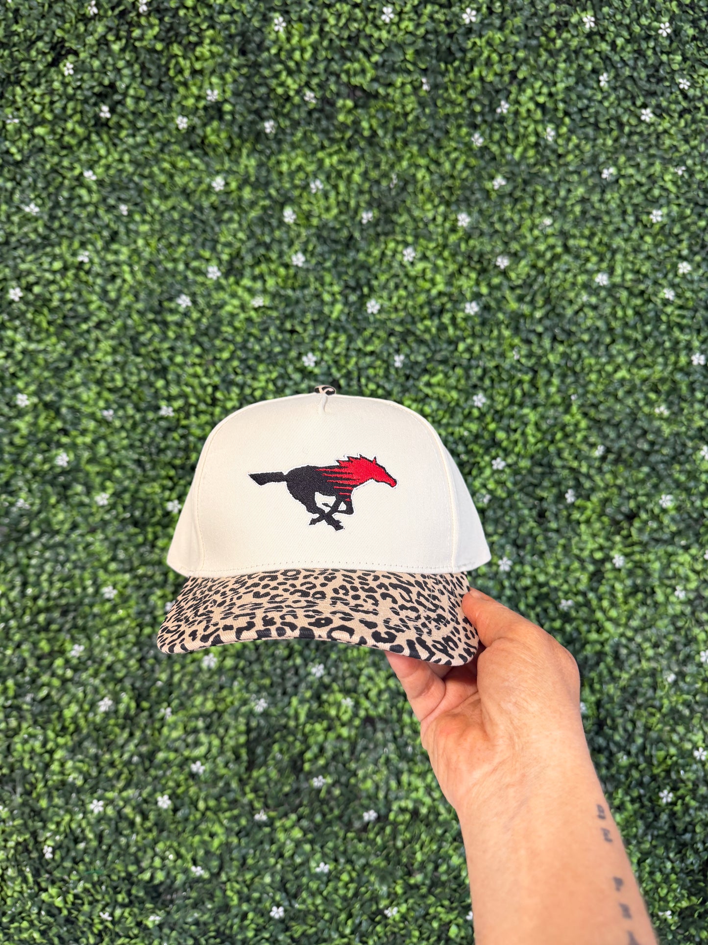Leopard - Logo hat